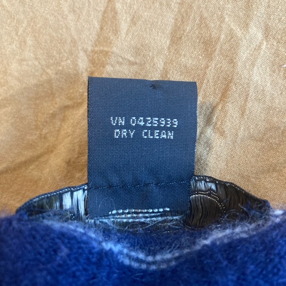 VTG Country Shop women’s cashmere sweater SZ S navy/white stripe light weight - Picture 3 of 3